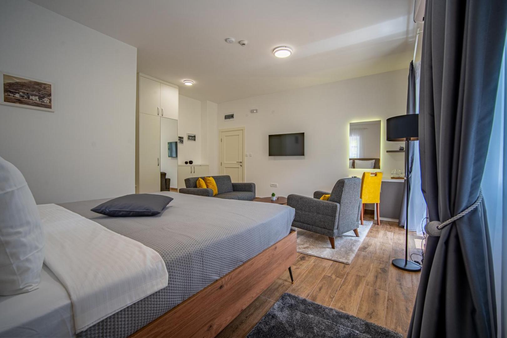 Skala Luxury Rooms Cetinje Exteriör bild