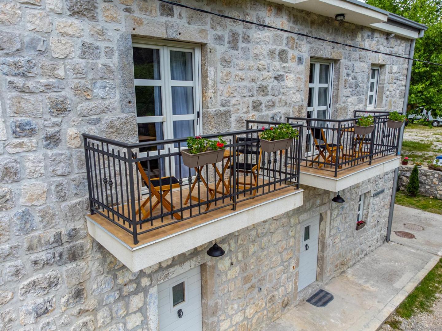 Skala Luxury Rooms Cetinje Exteriör bild